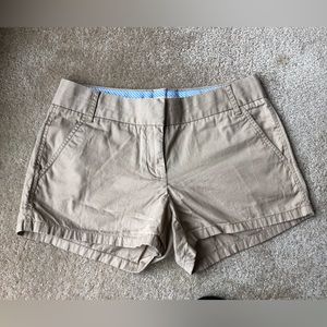 Women’s J Crew 3inch Chino